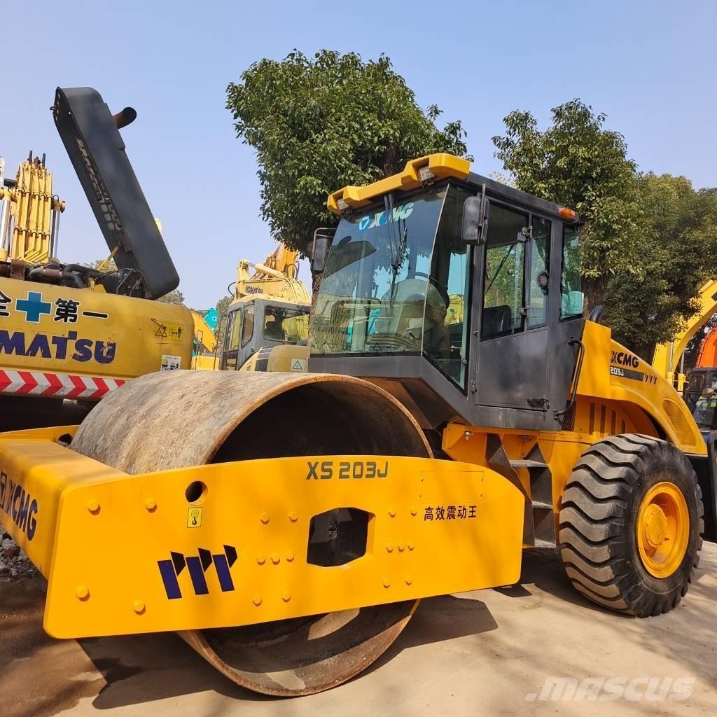 XCMG XS 203 J Ühe trumliga rullid