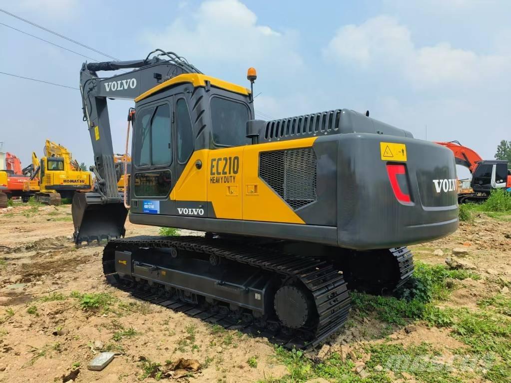 Volvo EC 210 Roomikekskavaatorid