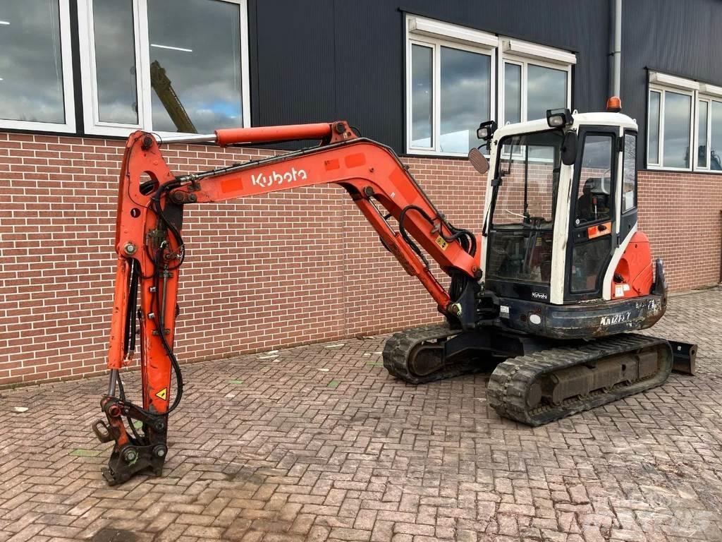 Kubota KX121-3 Miniekskavaatorid < 7 t
