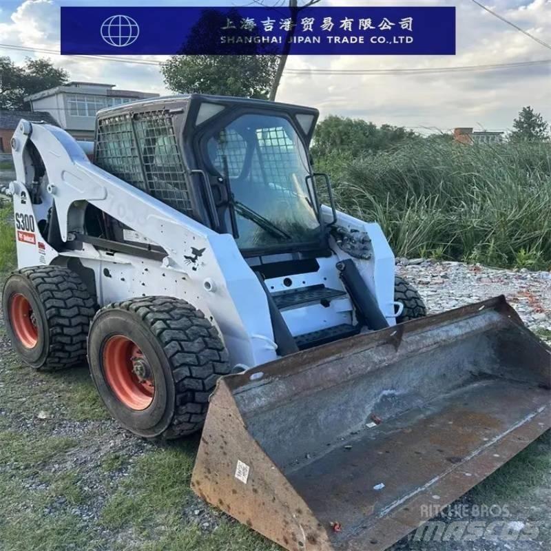 Bobcat s 300 Kompaktlaadurid