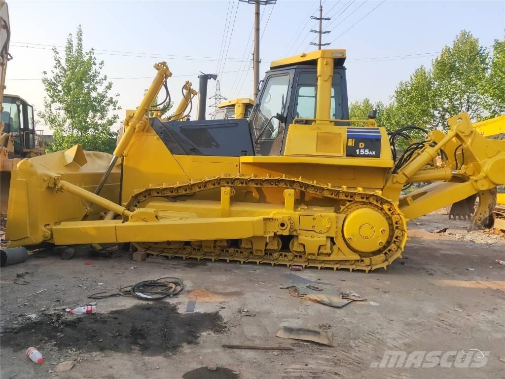 Komatsu D155AX-5 Buldooserid