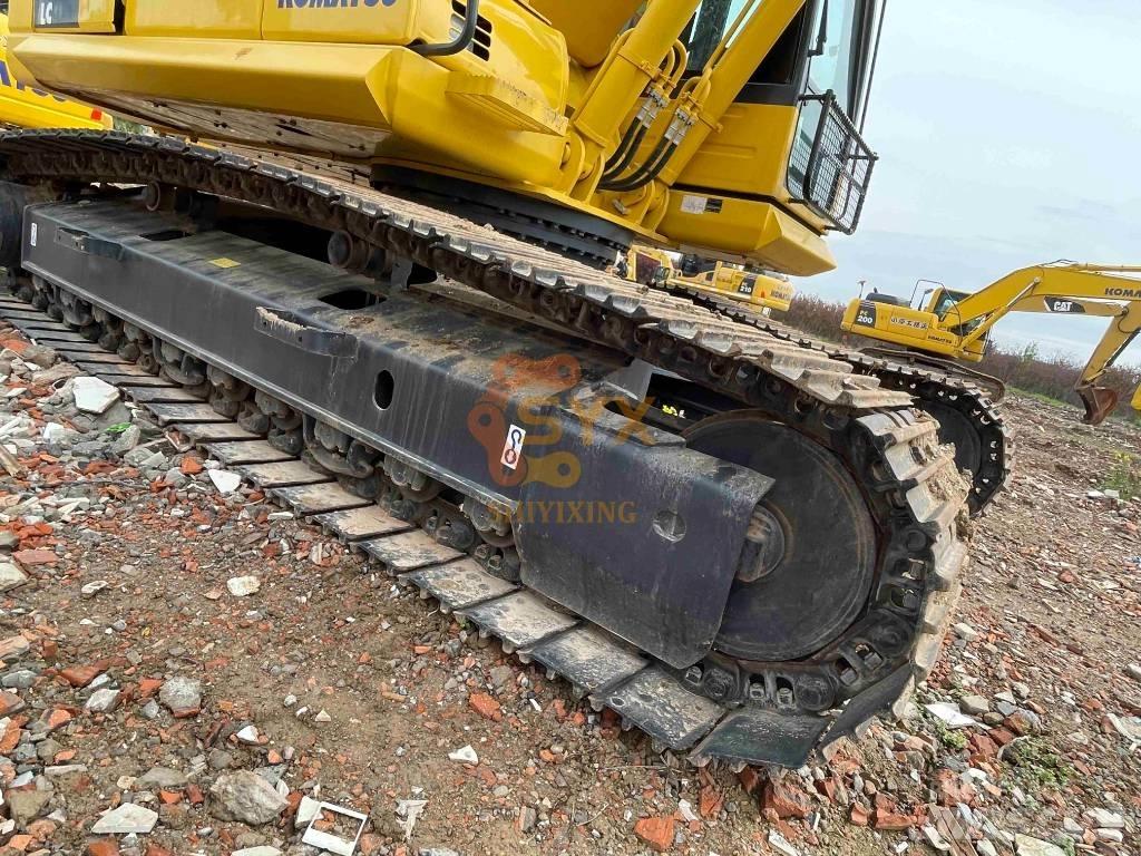 Komatsu PC 240-8 Roomikekskavaatorid