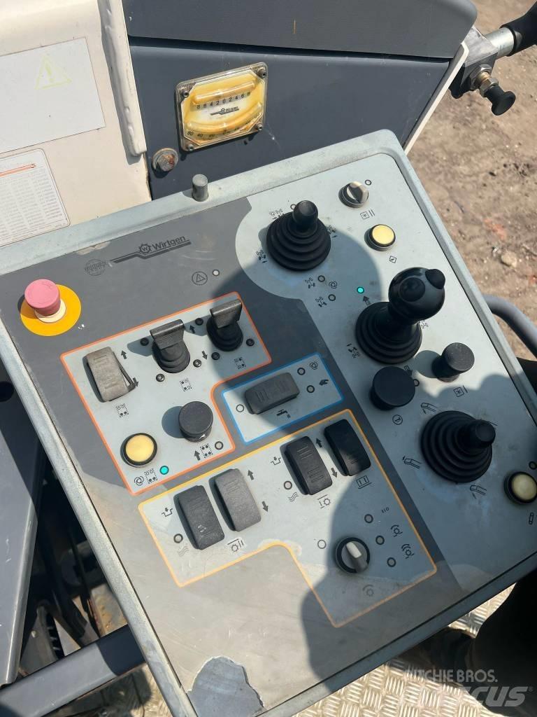 Wirtgen W 220 Asfaldi külmfreesimise masinad