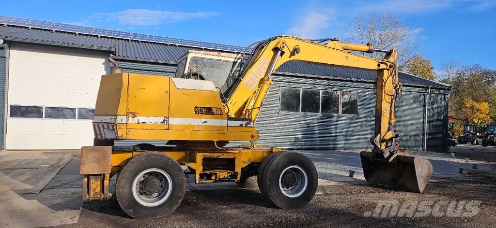 Liebherr A902 Ratasekskavaatorid