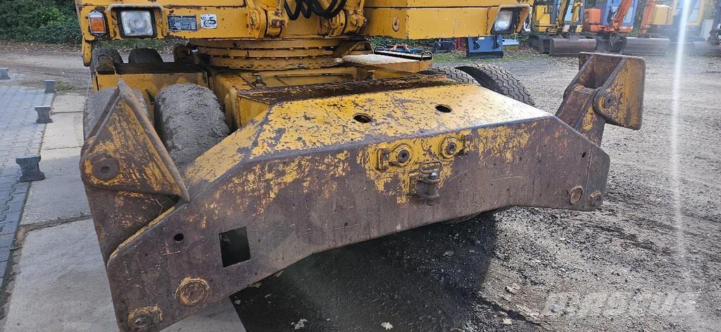 Liebherr A902 Ratasekskavaatorid