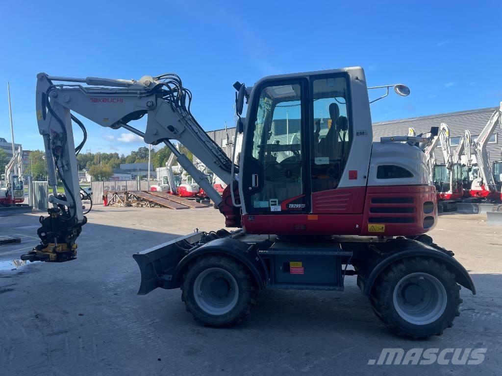 Takeuchi TB 295W Ratasekskavaatorid