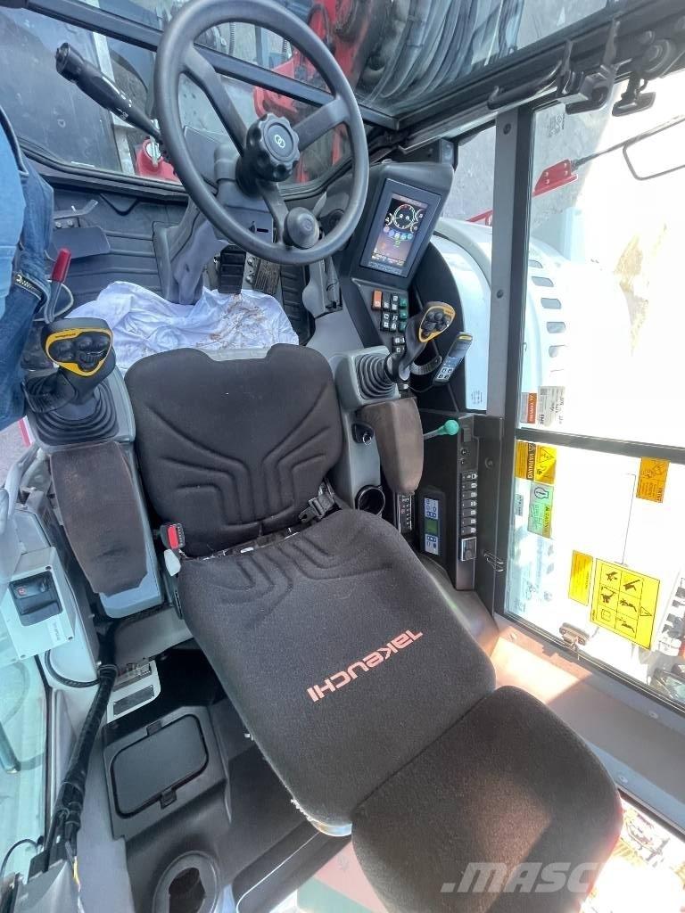 Takeuchi TB 295W Ratasekskavaatorid