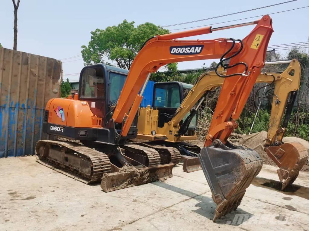 Doosan DH 60-7 Miniekskavaatorid < 7 t