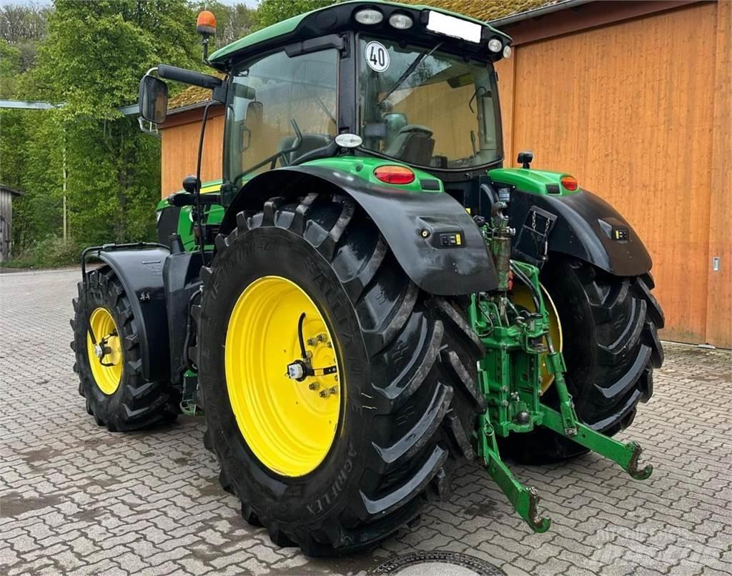 John Deere 6210R Traktorid