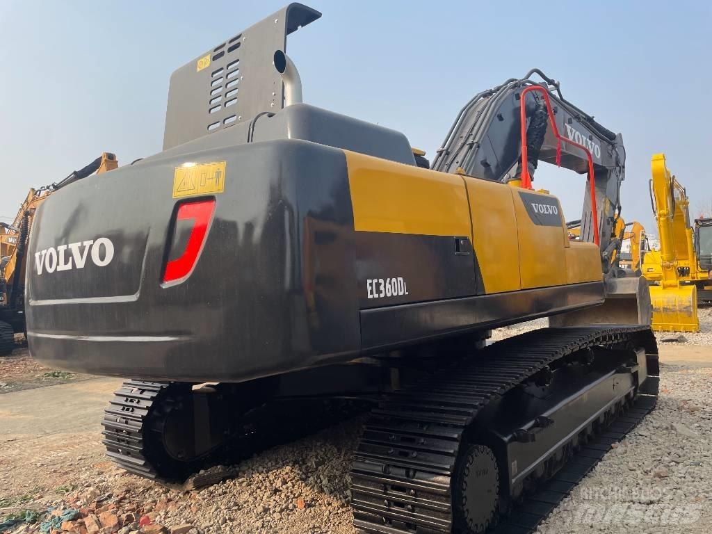 Volvo EC 360 Roomikekskavaatorid