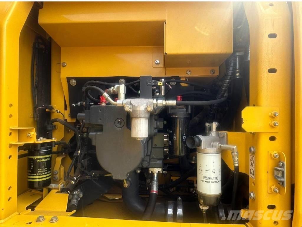 Komatsu PC 210 LC-11 Roomikekskavaatorid