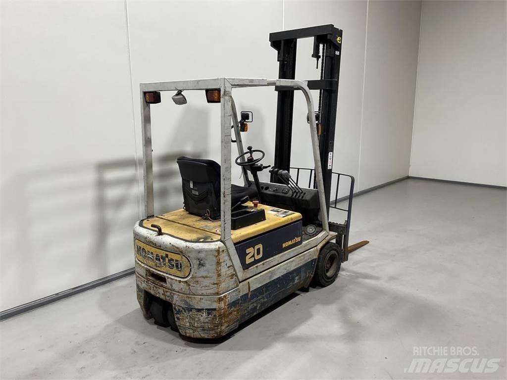 Komatsu FB20M-2E Elektritõstukid