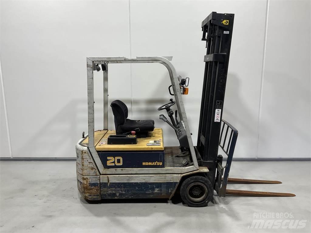 Komatsu FB20M-2E Elektritõstukid