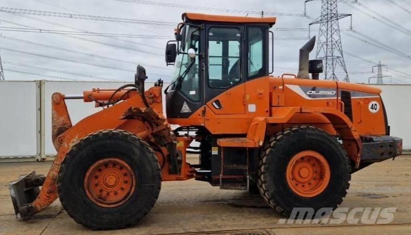 Doosan DL 250-5 Väikelaadurid