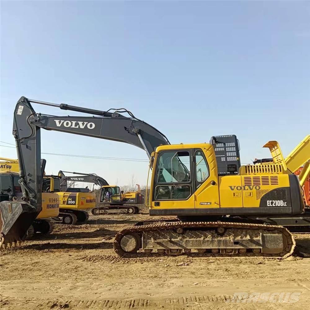 Volvo EC210B Roomikekskavaatorid
