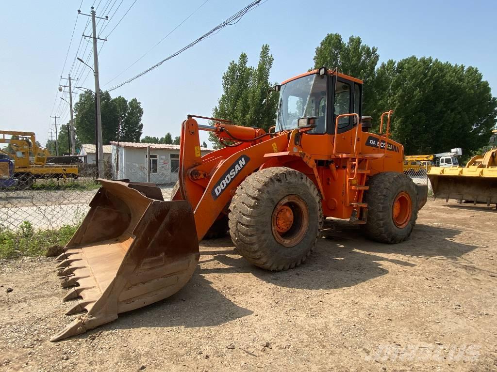 Doosan DL503 Rataslaadurid