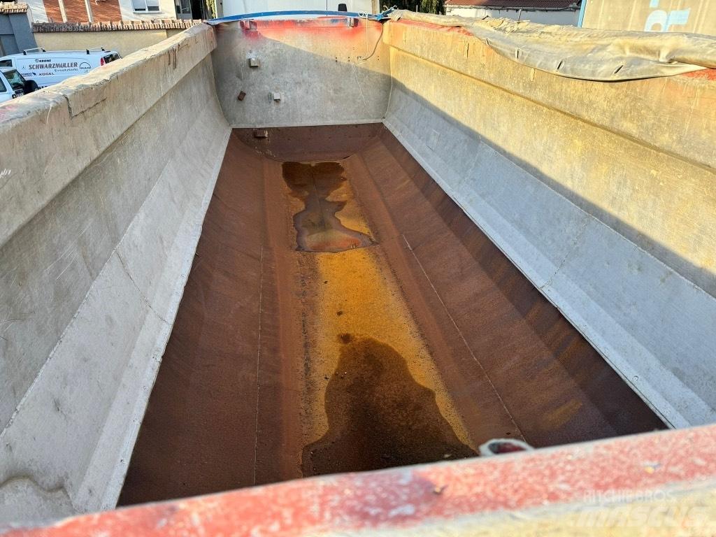 Kempf SKM 35/3 Kallur-poolhaagised