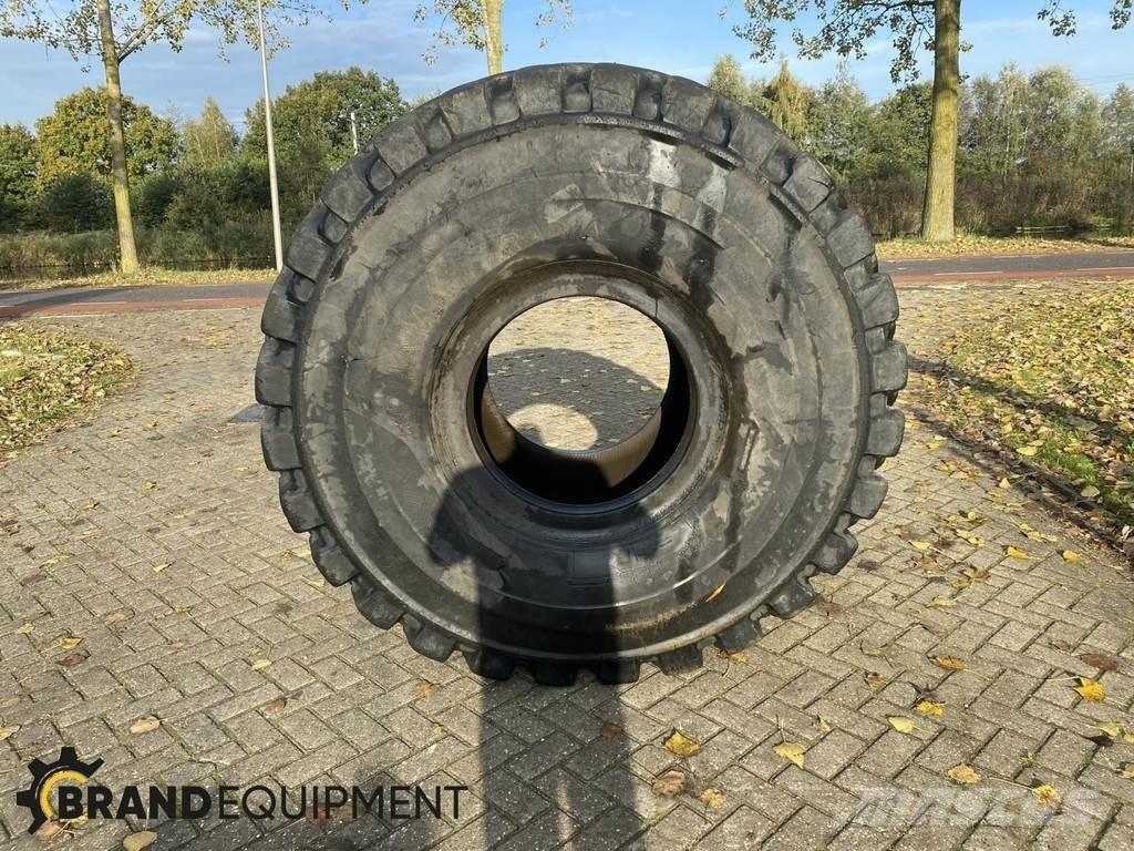  Band - 29.5-R25 Rehvid, rattad ja veljed