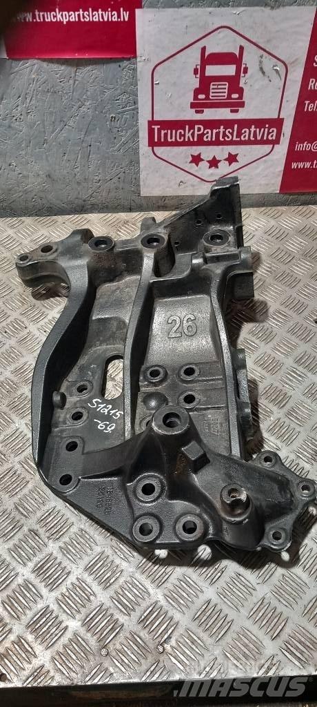 Scania R 440  1846826 Raamid
