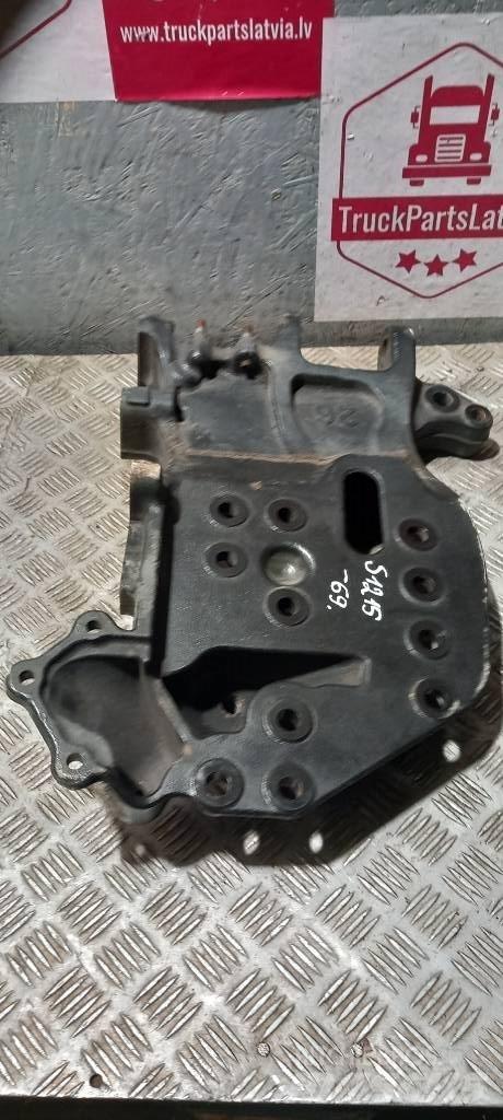 Scania R 440  1846826 Raamid