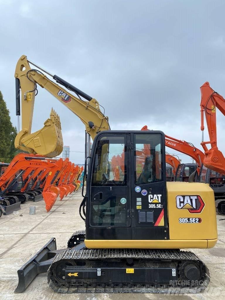 CAT 305.5 Roomikekskavaatorid