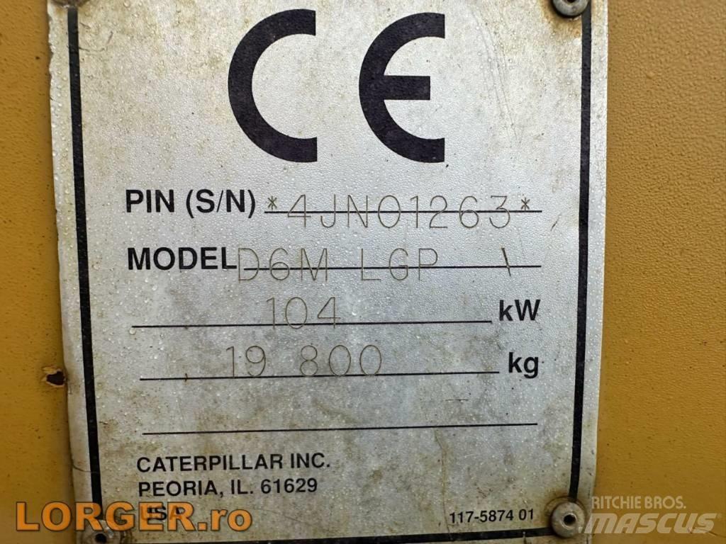 CAT D 6 M LGP Buldooserid