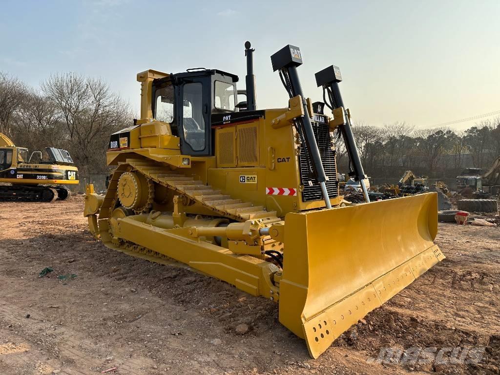 CAT D 8 R Buldooserid