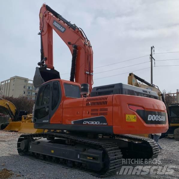 Doosan DX 300 LC-9C Roomikekskavaatorid