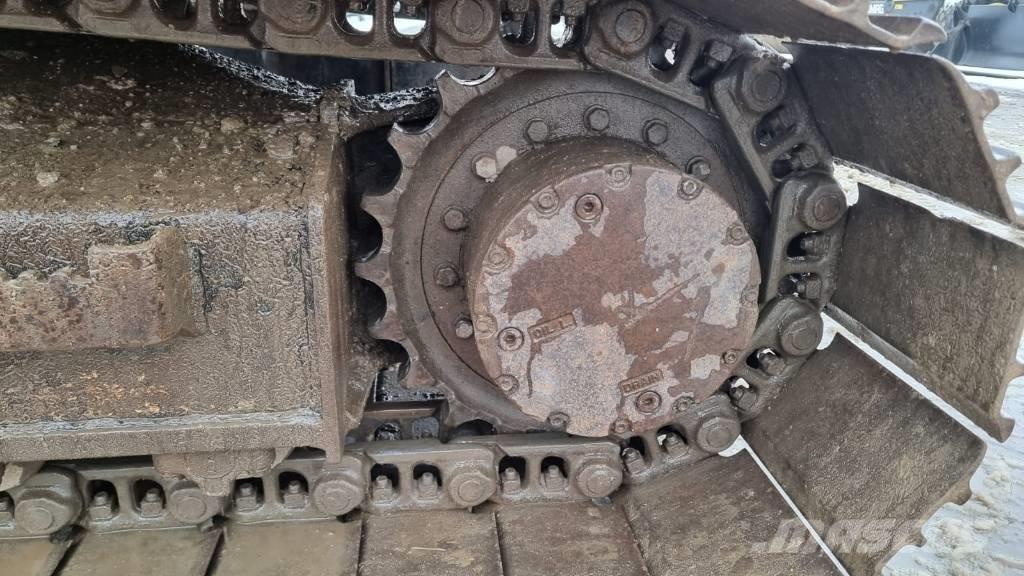 JCB JS 145 LC Roomikekskavaatorid