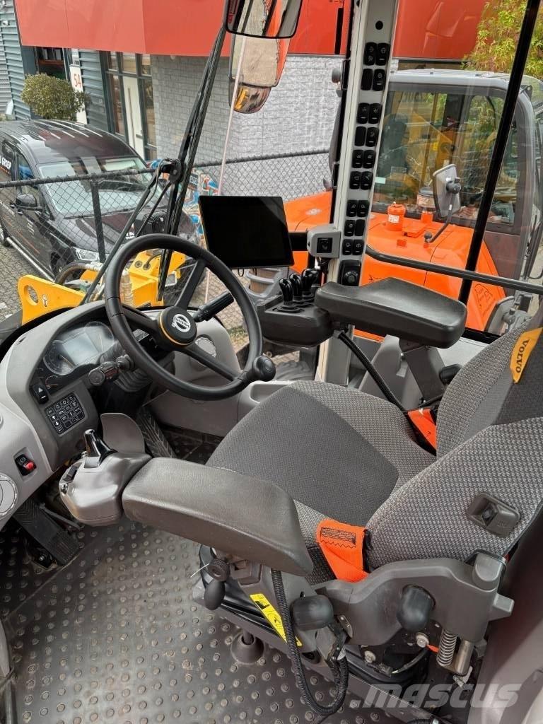 Volvo L 120 H Rataslaadurid