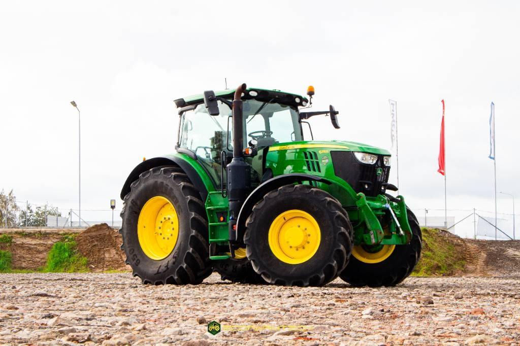 John Deere 6215 R Traktorid