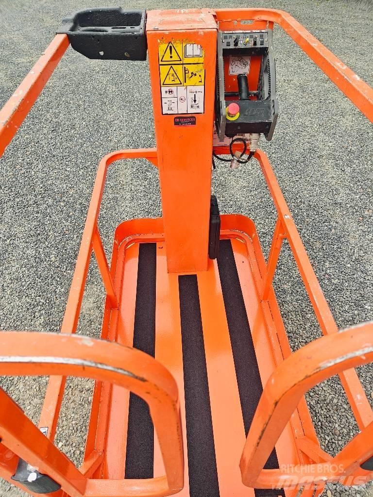 JLG 1230 ES Vertikaalsed mast tõstukid