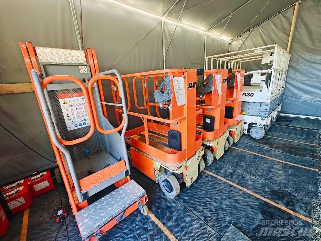 JLG 1230 ES Vertikaalsed mast tõstukid
