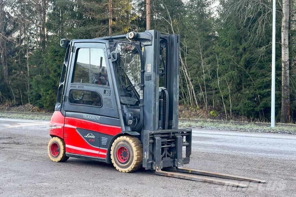 Linde E 30 Elektritõstukid