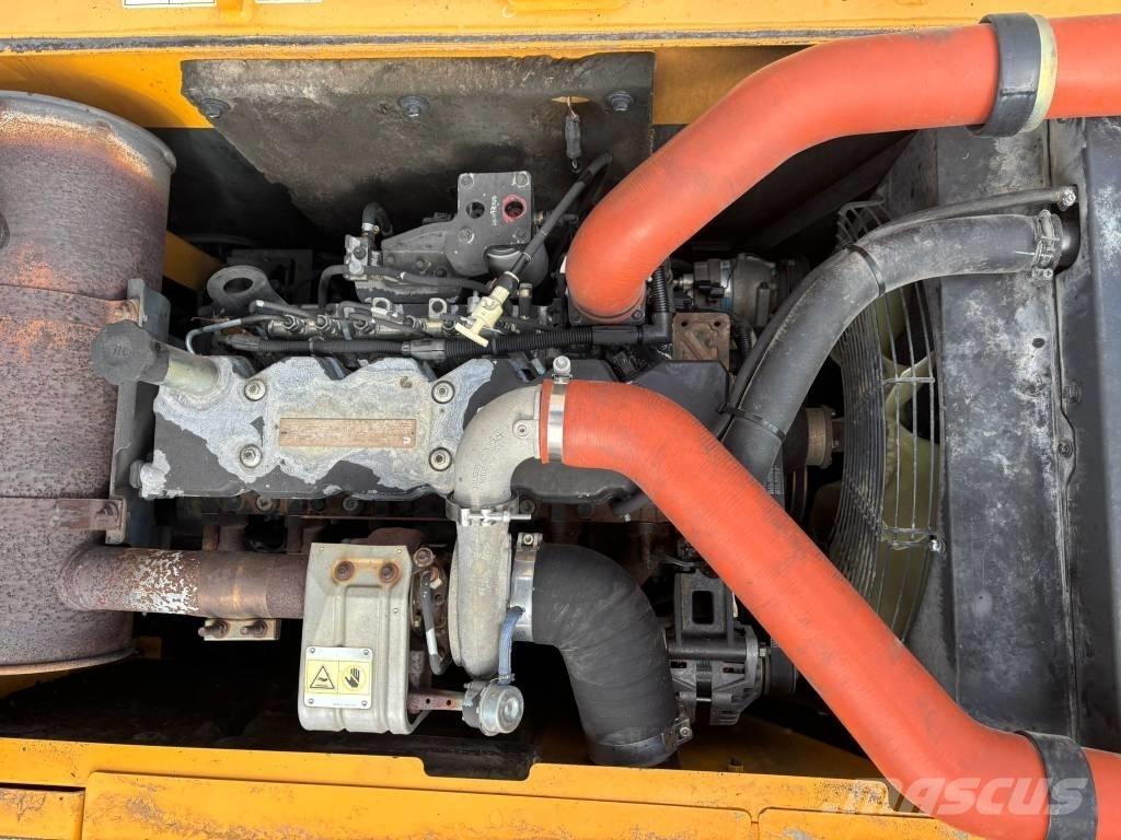 Hyundai 140W-9 Ratasekskavaatorid