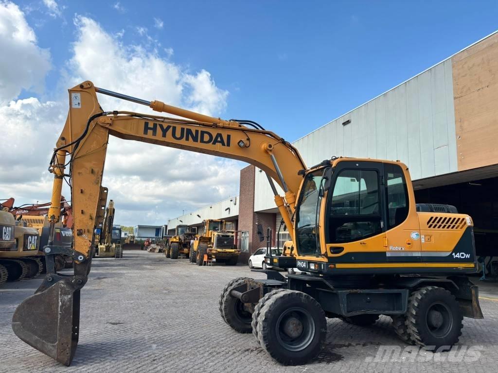 Hyundai 140W-9 Ratasekskavaatorid