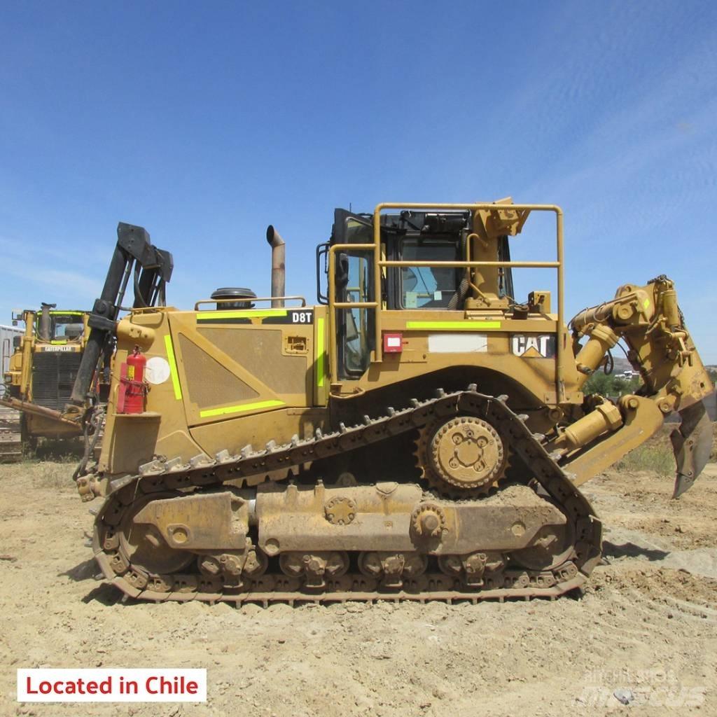 CAT D 8 T Buldooserid