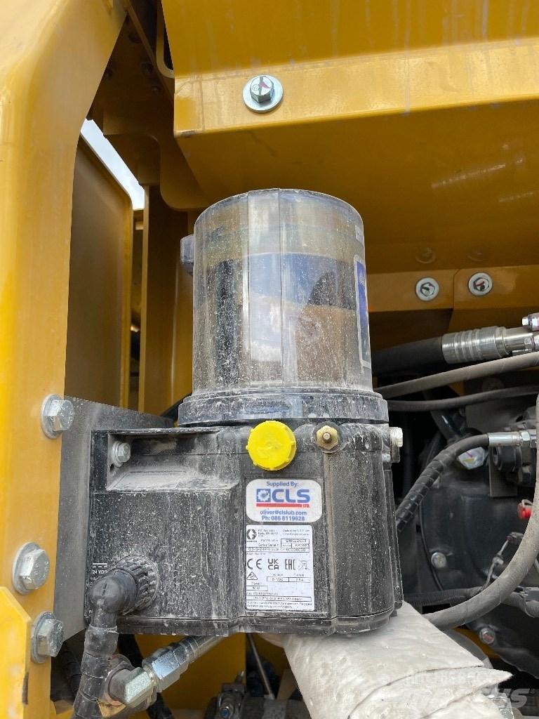Komatsu PC 360LC-11 Roomikekskavaatorid