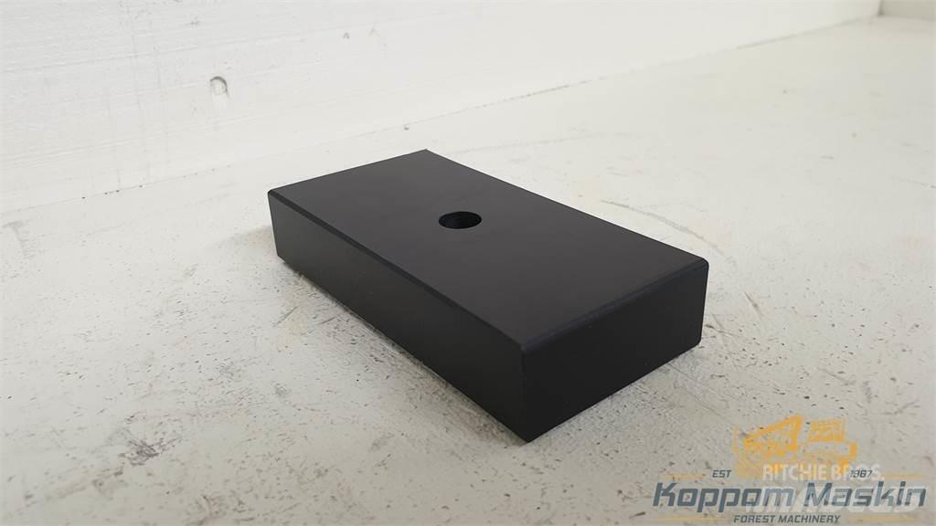 Ponsse P58883 Forvarderi kraanad
