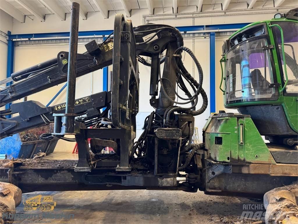 John Deere 1910E Forwarderid