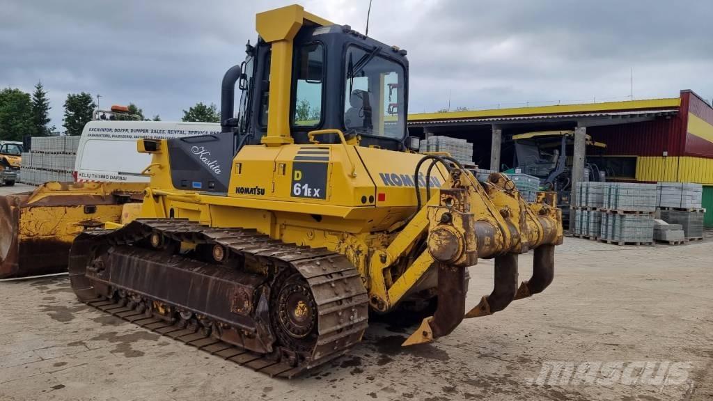 Komatsu D 61 EX-15 Buldooserid