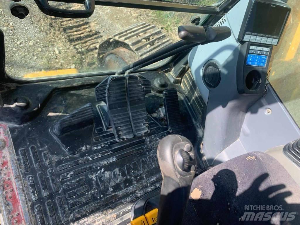 Komatsu PC 230 NHD Roomikekskavaatorid