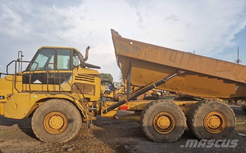 CAT 730 Liigendraamiga pinnaseveokid