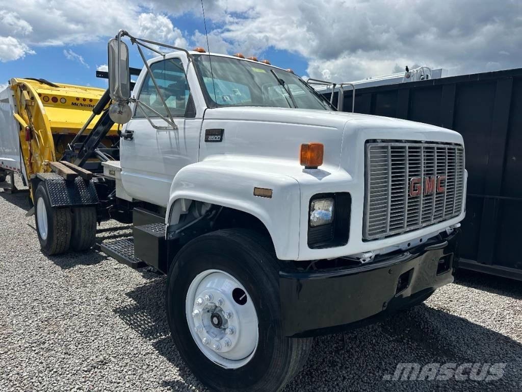 GMC C8500 Prügiautod