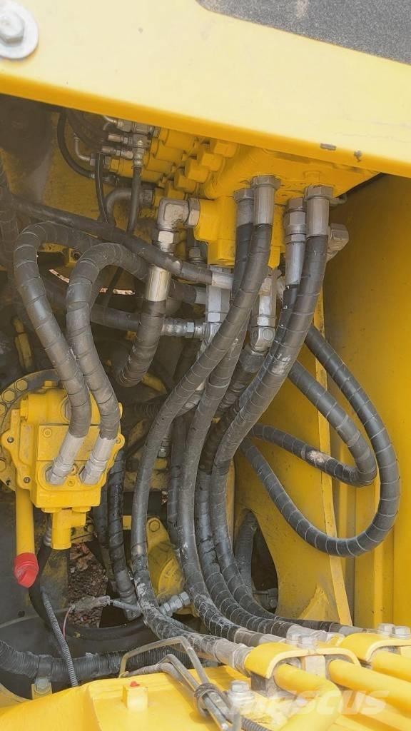 Komatsu PC 130 Roomikekskavaatorid