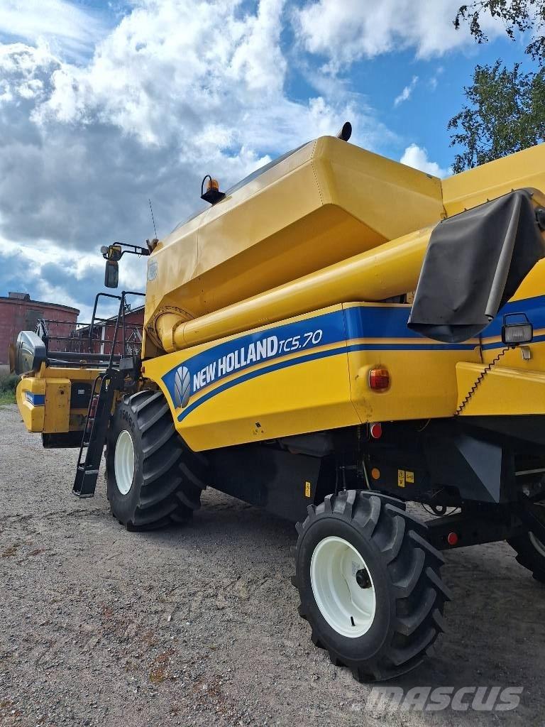 New Holland TC 5.70 Teraviljakombainid