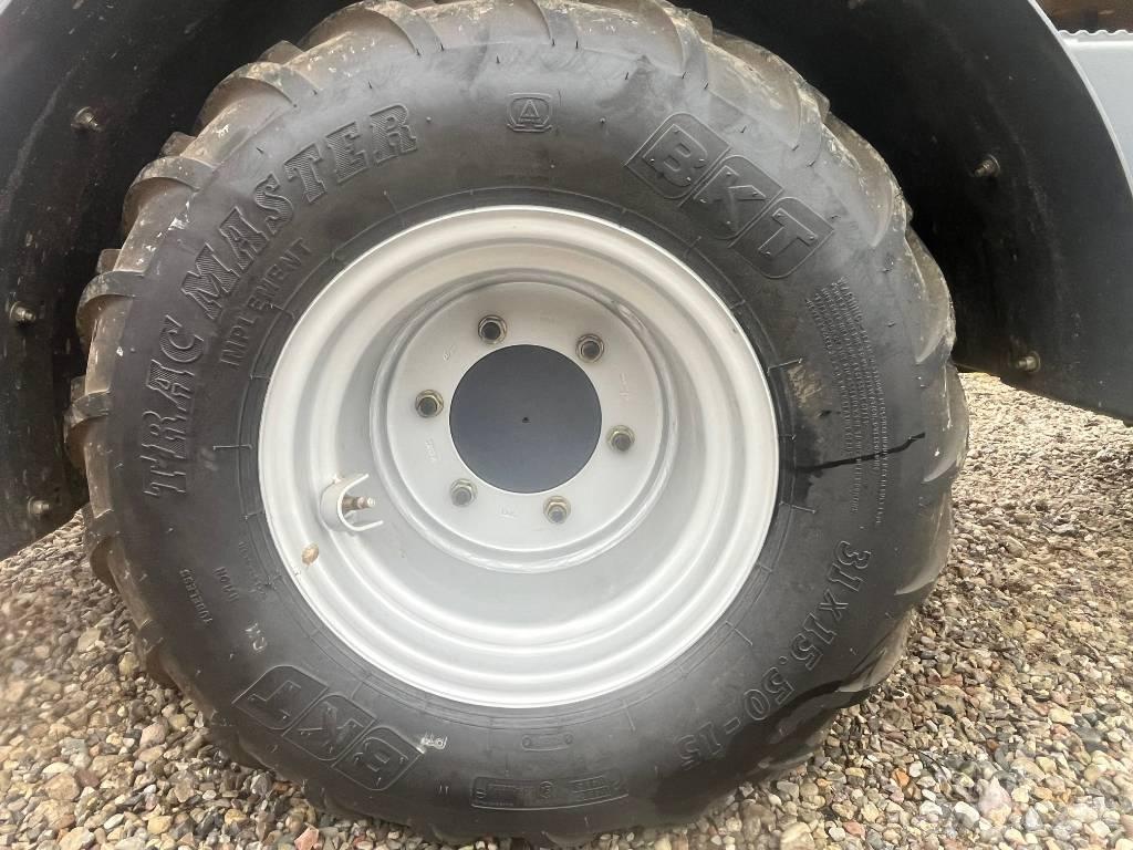 Eurotrac W12F XL Väikelaadurid