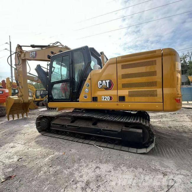 CAT 320 Roomikekskavaatorid