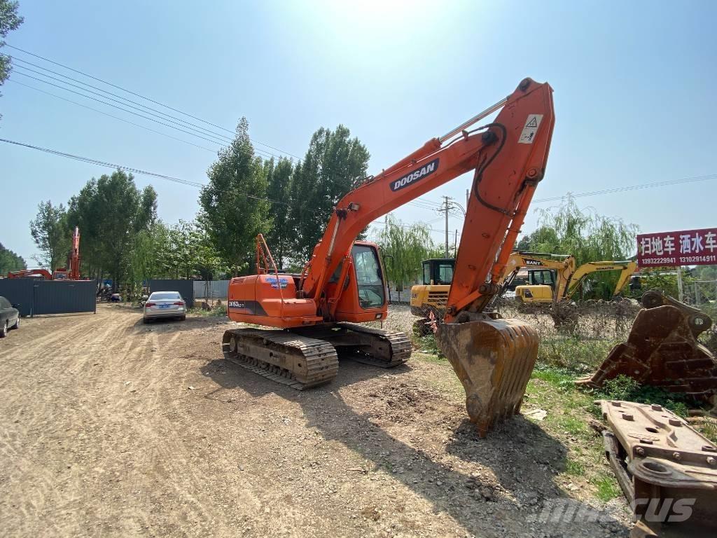 Doosan DH150LC-7 Roomikekskavaatorid