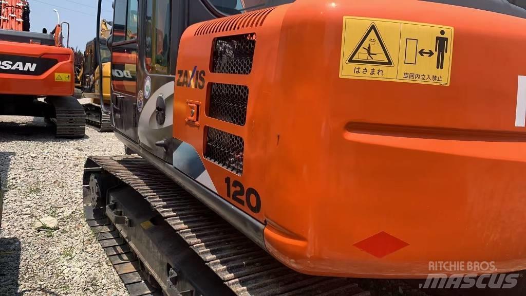 Hitachi ZAXIS120 Roomikekskavaatorid